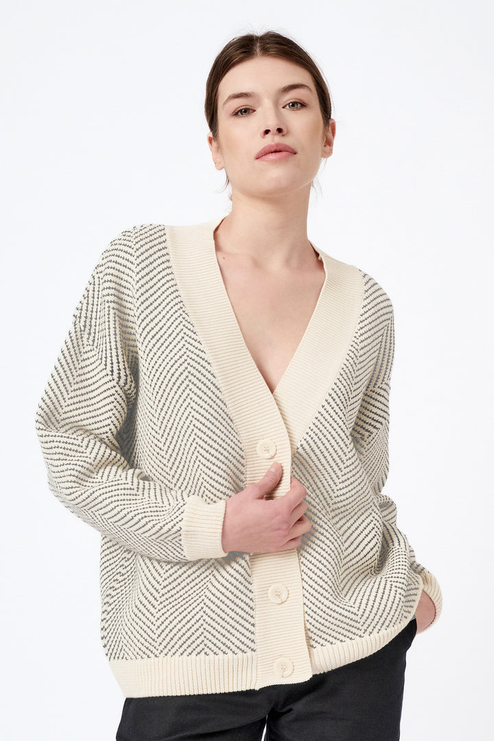 Knitted herringbone cardigan