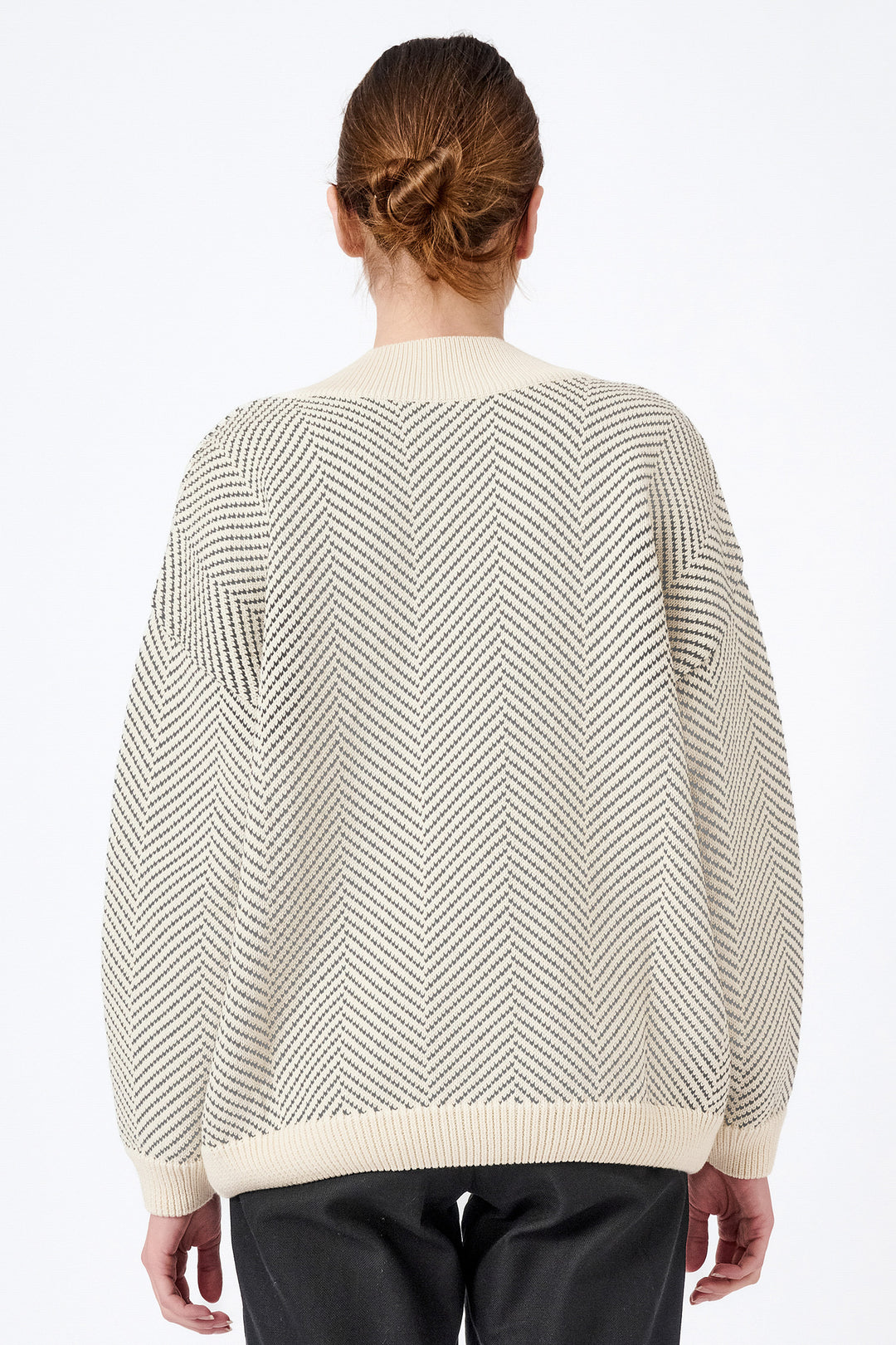 Knitted herringbone cardigan