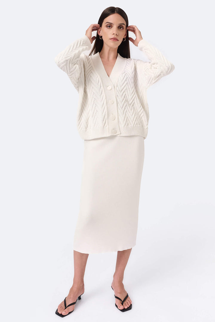 Knitted straight skirt