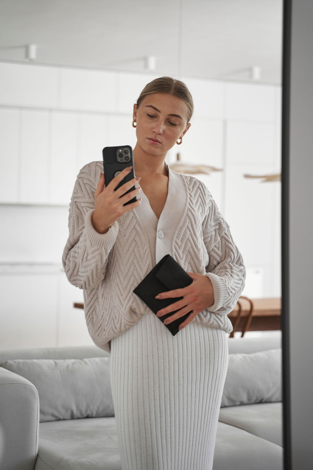 Knitted ribbed V-neck dress