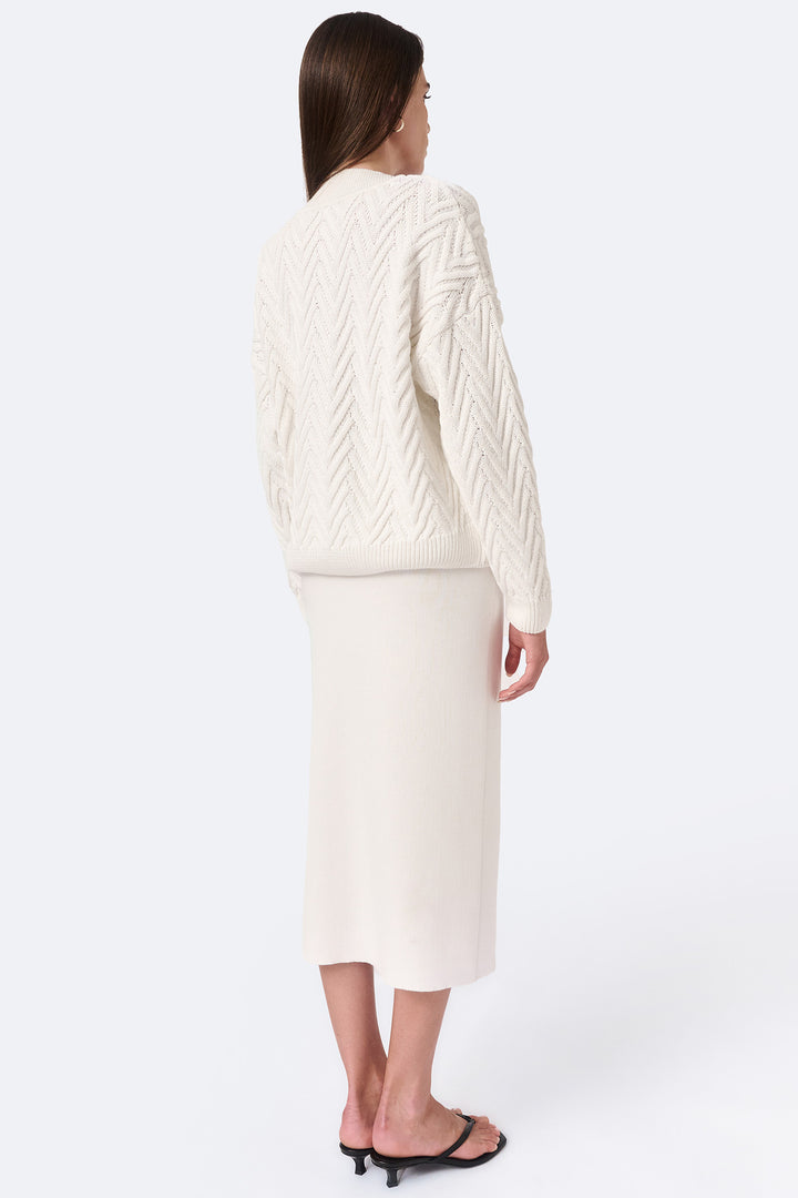 Knitted straight skirt