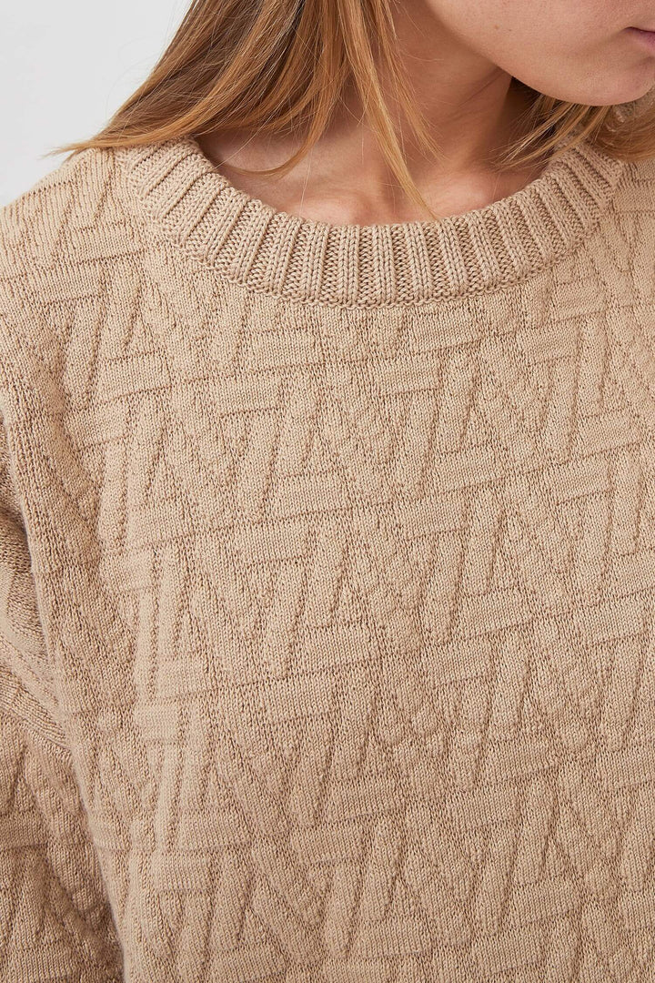Chunky knitted organic cotton triangle pullover, oversized and high quality